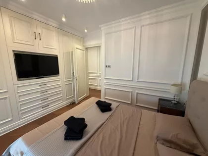 Cara Nikolaja Ii Hram | 4zida.rs