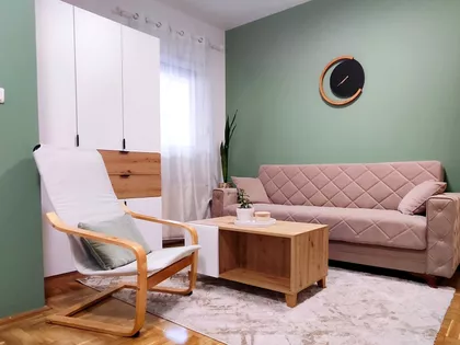 Tekelijina | 4zida.rs
