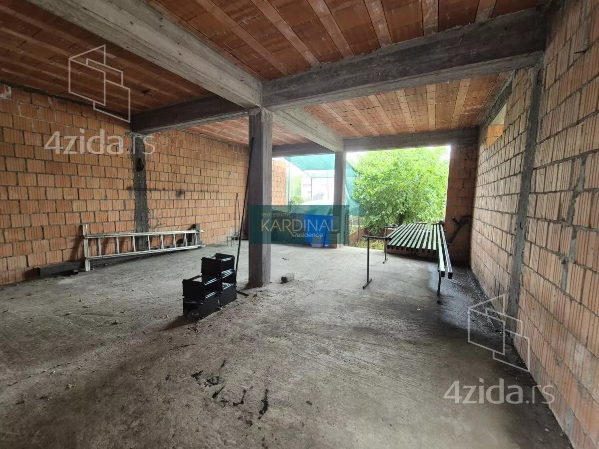 Kuća | 4zida