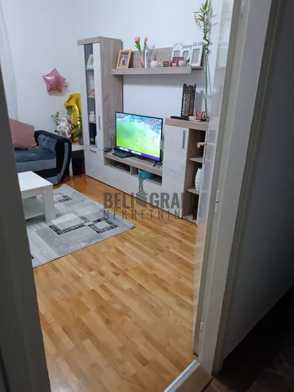 Prvomajska | 4zida.rs