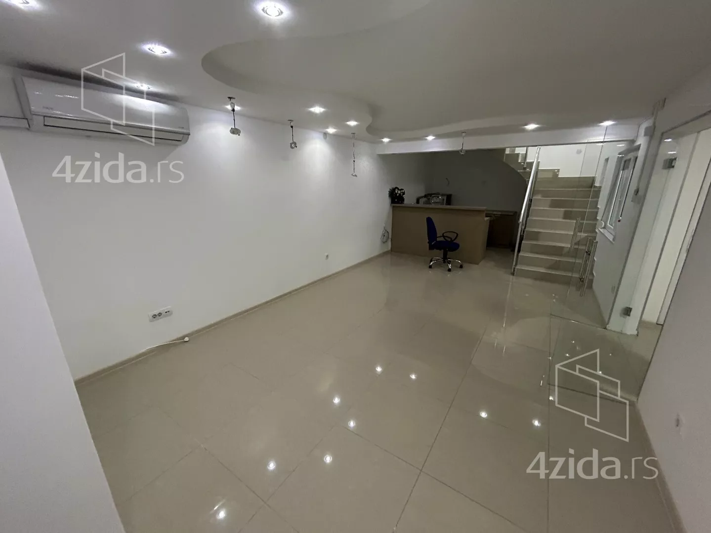 Poslovni prostor | 4zida