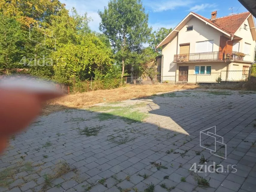 3-etažna kuća | 4zida