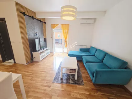 Slavujev Venac | 4zida.rs