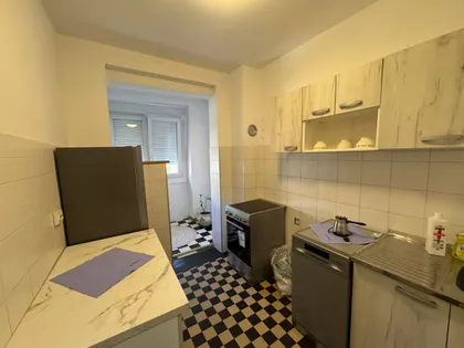 Kosovska bb | 4zida.rs