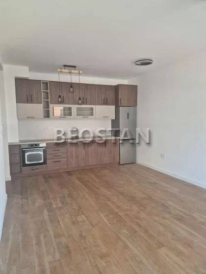 Pregrevica | 4zida.rs