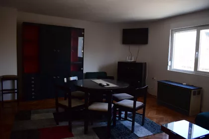 Episkopska 30 | 4zida.rs