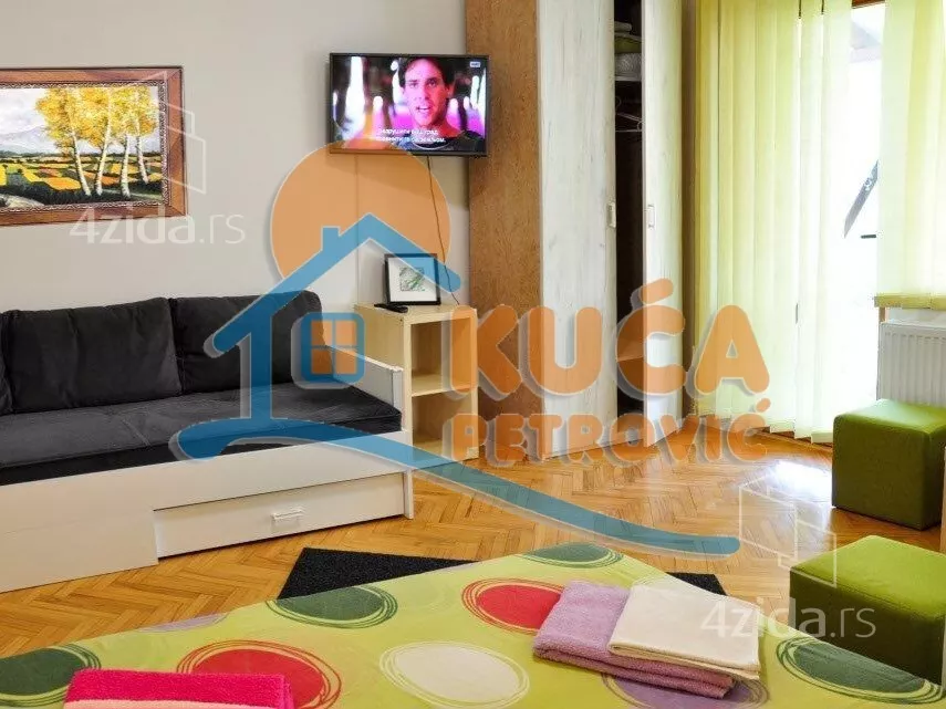 3-etažna kuća | 4zida