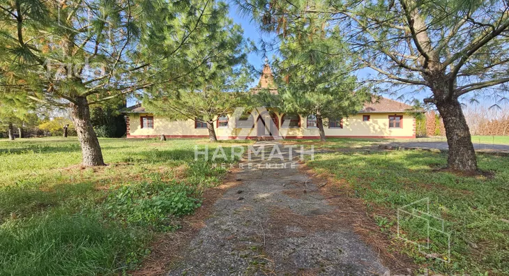 Poslovna zgrada | 4zida