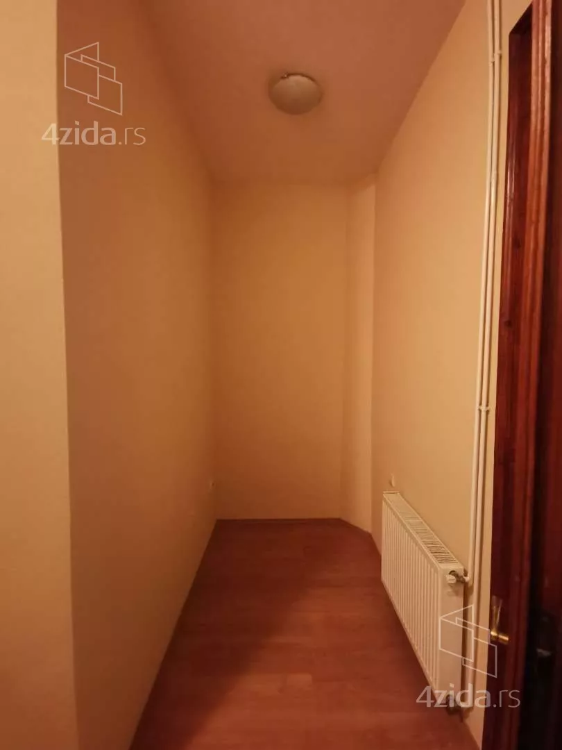 Kancelarija | 4zida