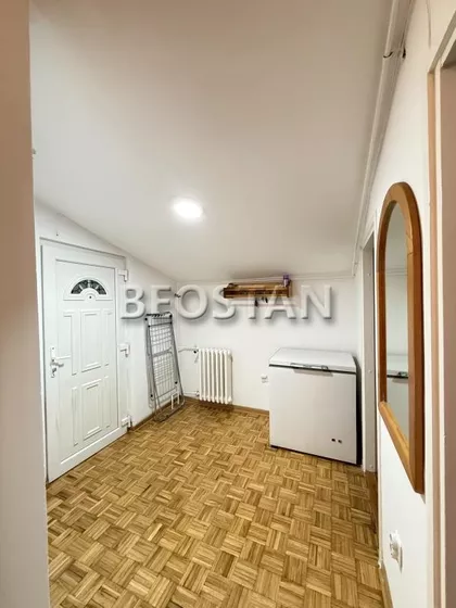 Borča | 4zida.rs