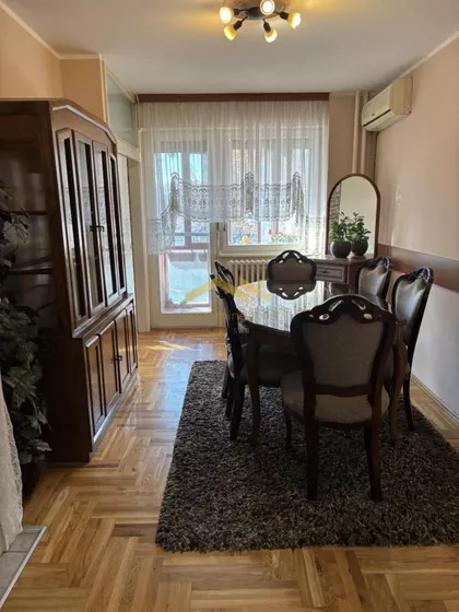 Bulevar Oslobođenja | 4zida.rs
