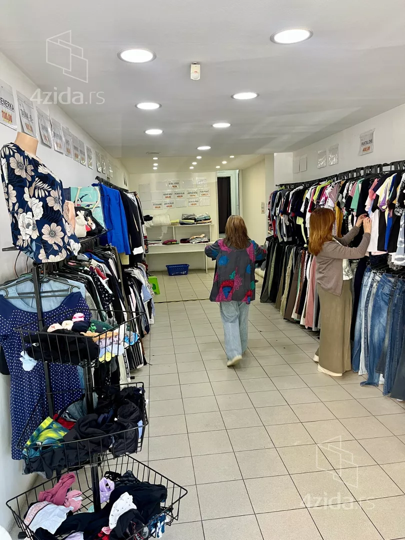 Lokal | 4zida