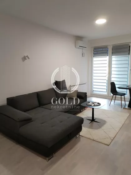 Jerneja Kopitara | 4zida.rs