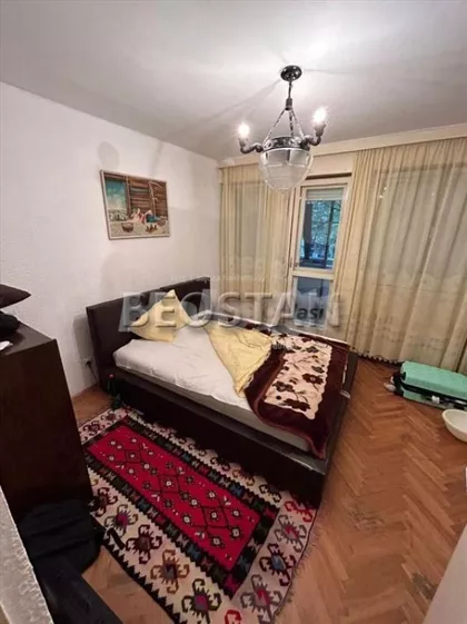 Dzona Kenedija | 4zida.rs