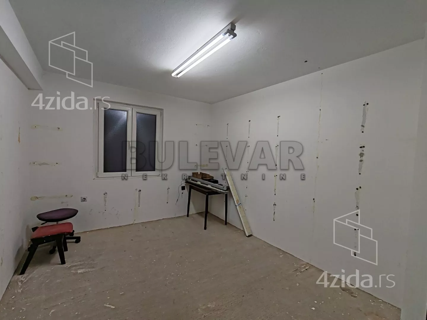 Lokal | 4zida