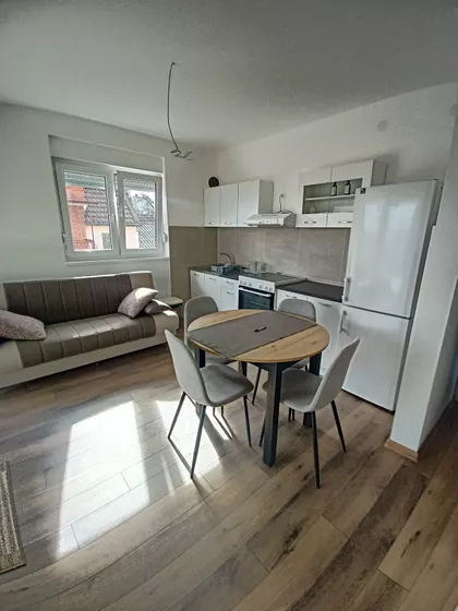 Mažuranićeva | 4zida.rs