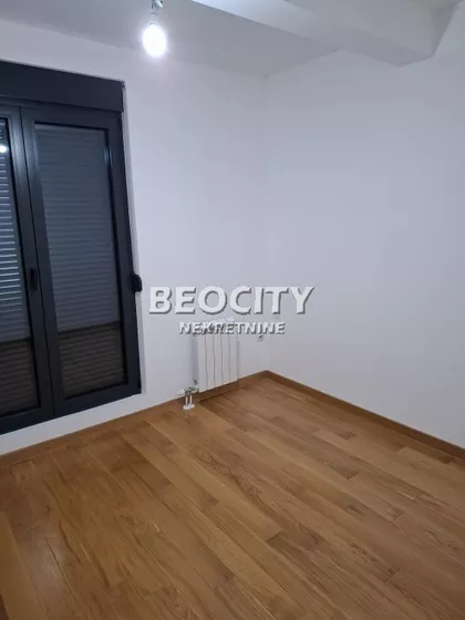 Vojvođanska | 4zida.rs