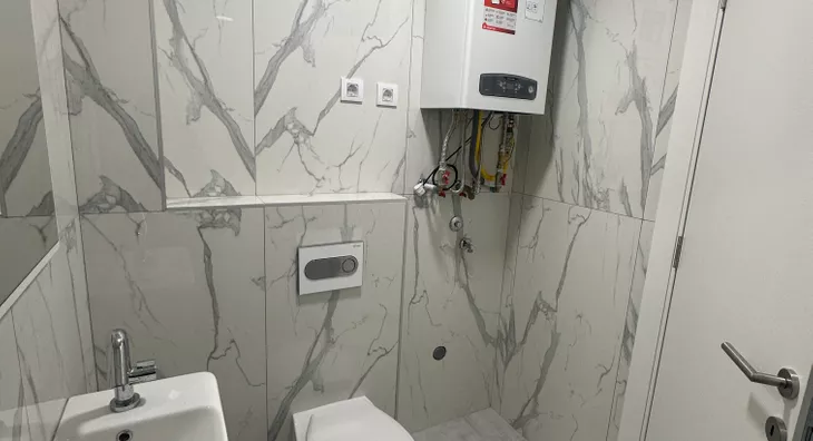 Četvoroiposoban stan | 4zida