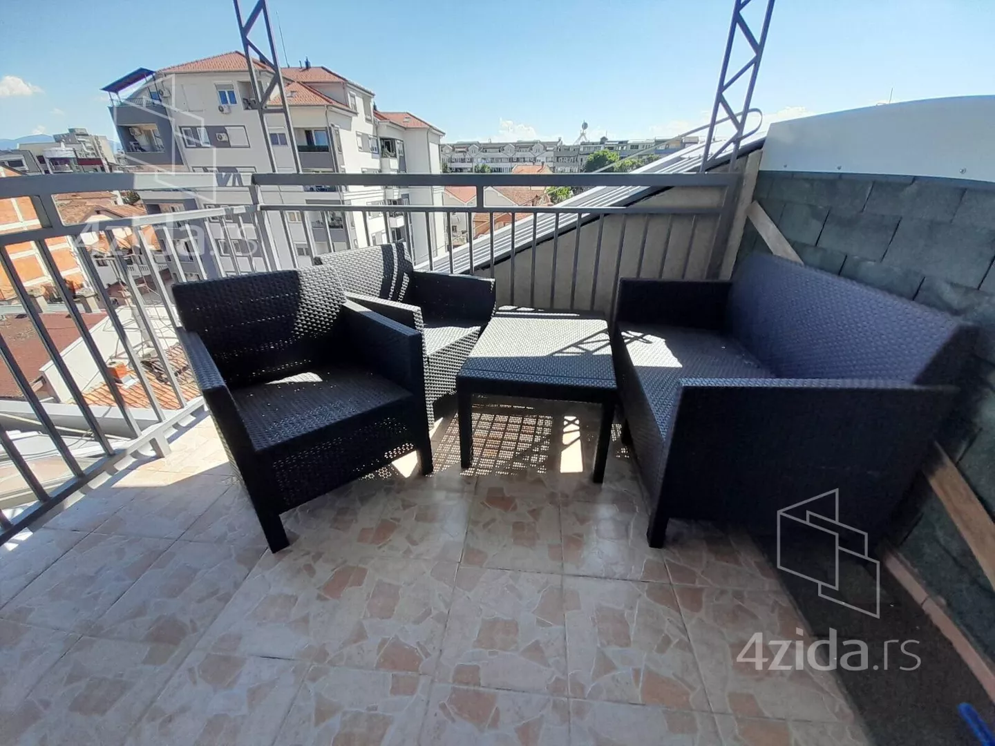 Četvorosoban stan | 4zida