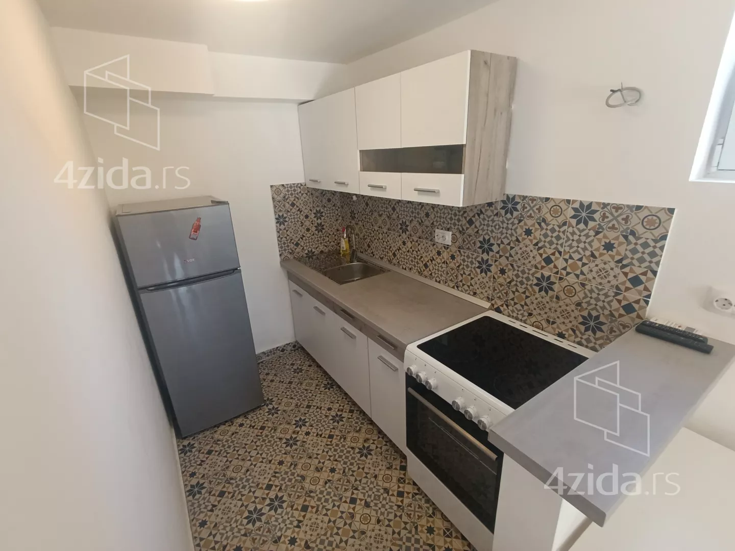 Garsonjera | 4zida