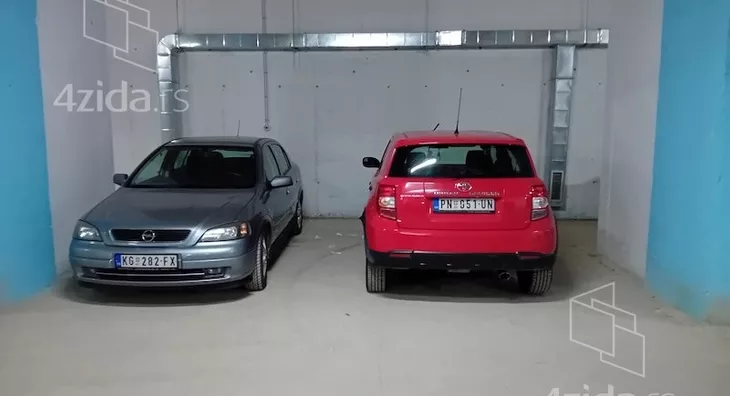 Garaža | 4zida