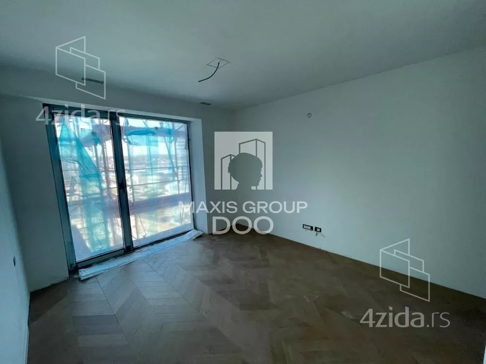 Četvoroiposoban stan | 4zida