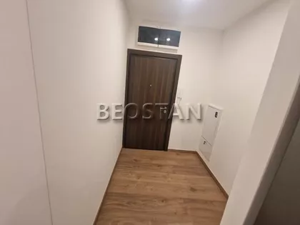 Cara Dusana | 4zida.rs