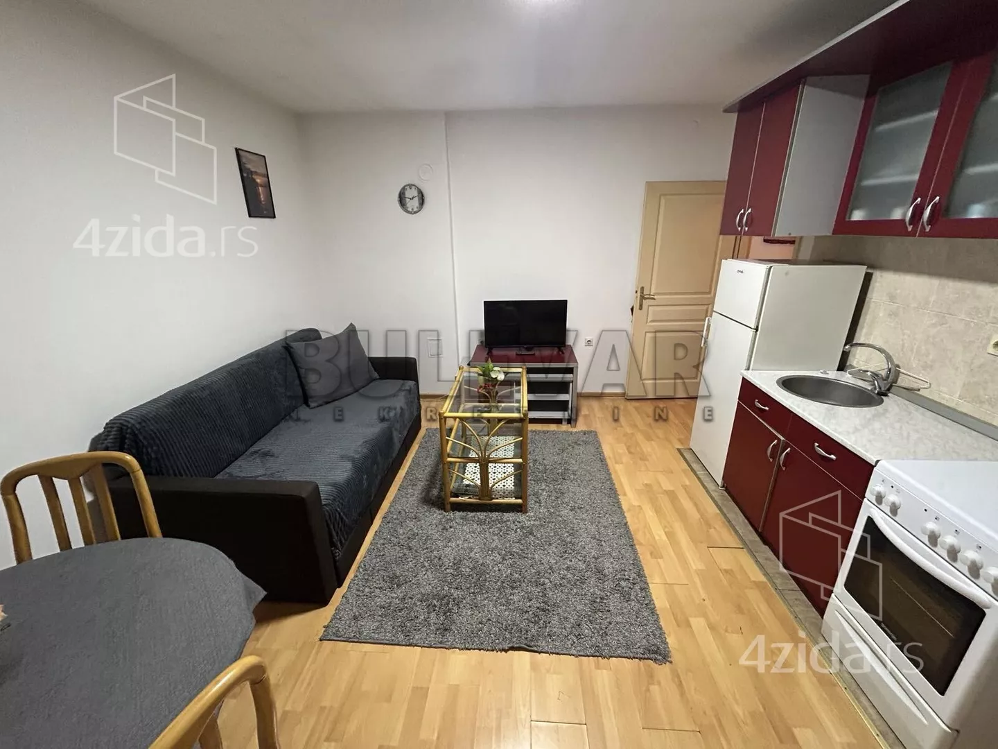 Jednoiposoban stan | 4zida