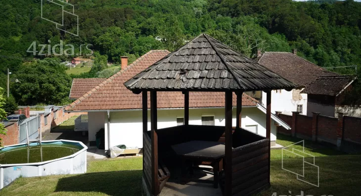 2-etažna kuća | 4zida