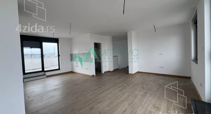 Petosoban stan | 4zida