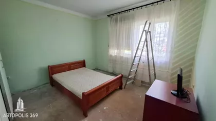 Ugrinovačka | 4zida.rs