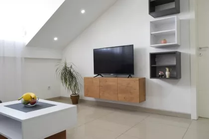 Čočetova Bb | 4zida.rs