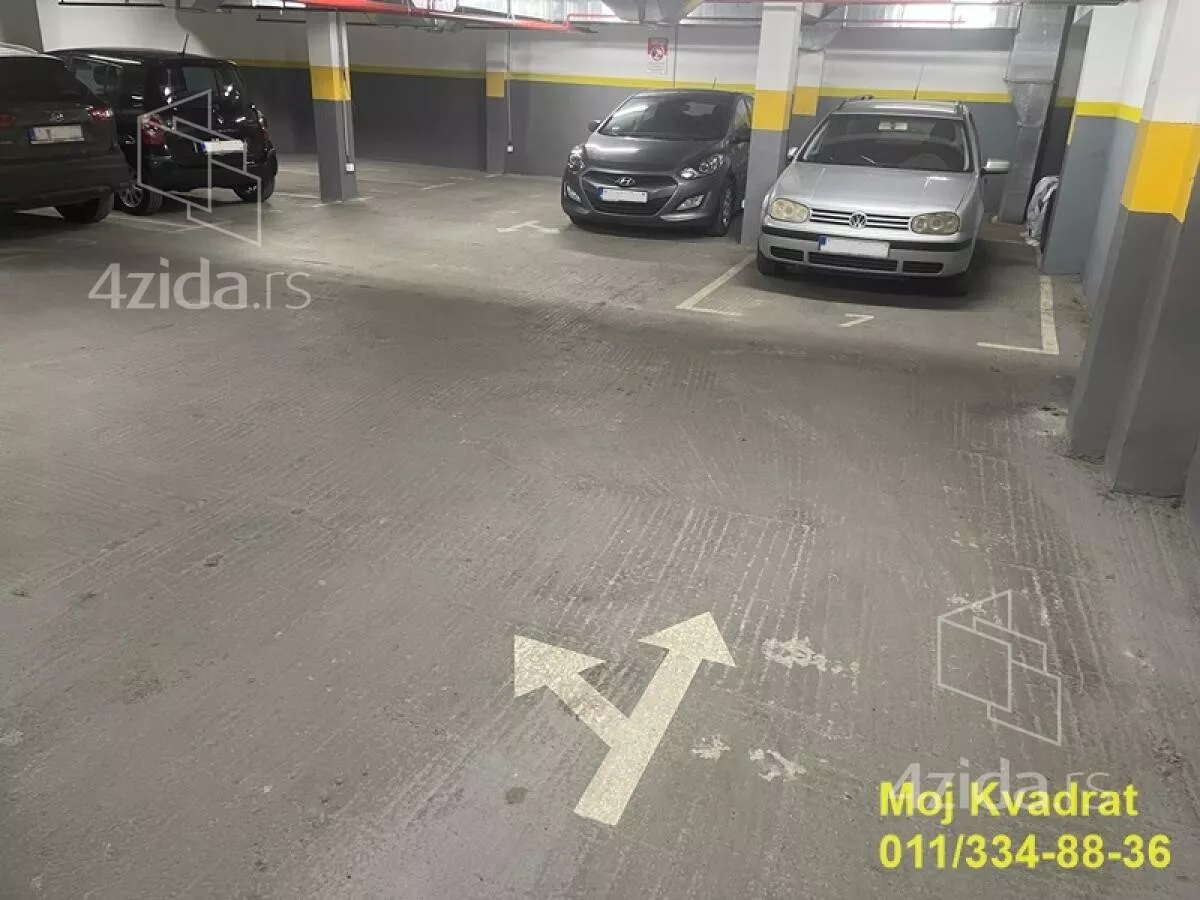 Garaža/Parking | 4zida