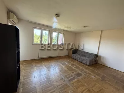 Sretena Mladenovića Mike | 4zida.rs