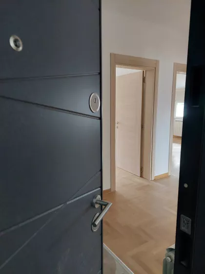 Zabrđanska | 4zida.rs