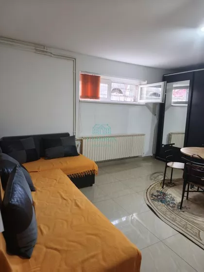 Crveni Krst Vračar | 4zida.rs