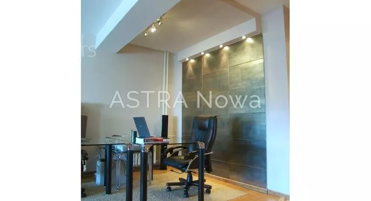 Šestosoban stan | 4zida