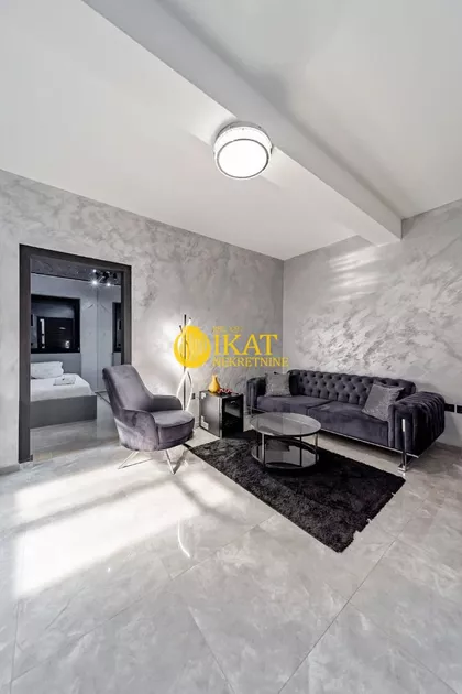 Vojvode Vlahovića | 4zida.rs