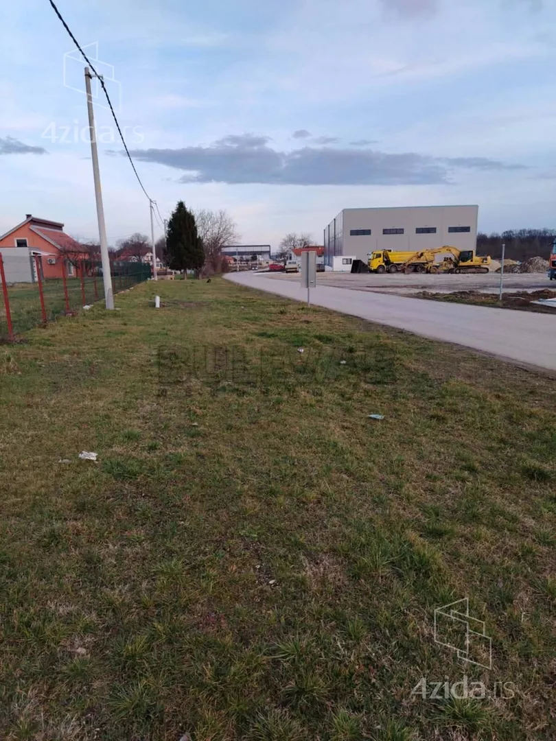 Građevinsko zemljište | 4zida