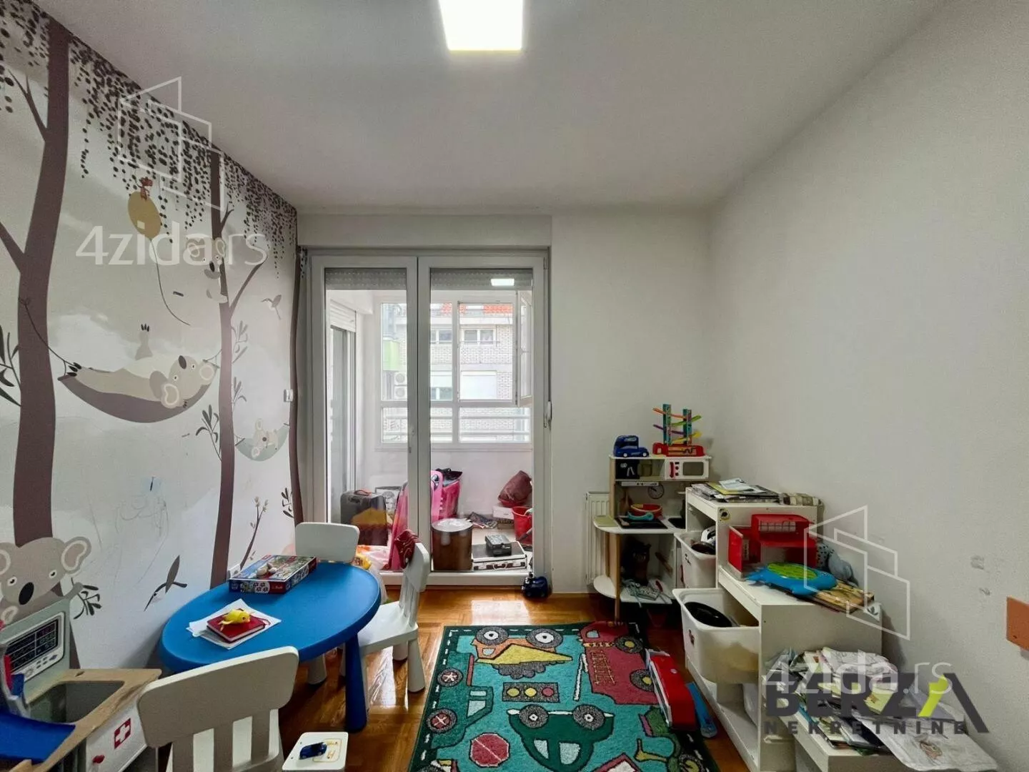 Četvorosoban stan | 4zida