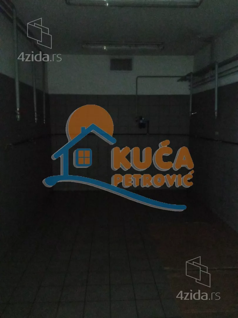Lokal | 4zida