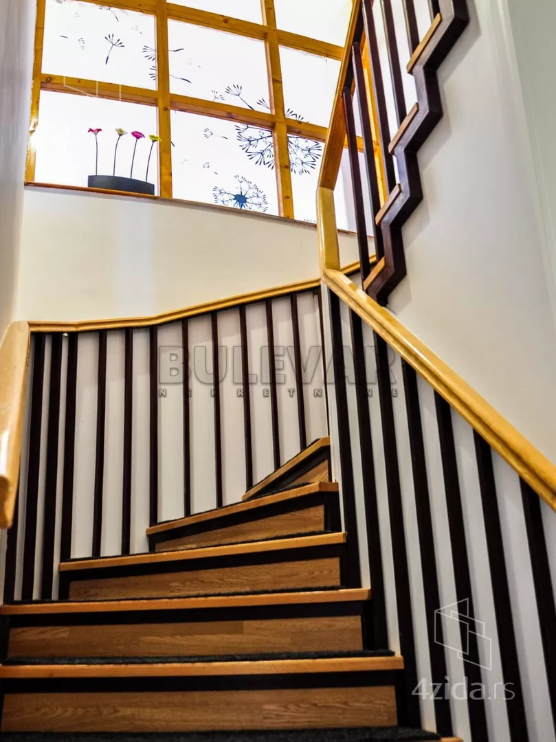 3-etažna kuća | 4zida