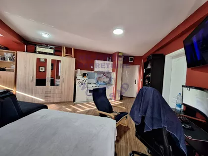 Heroja Pinkija | 4zida.rs