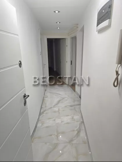 Majke Jevrosime | 4zida.rs