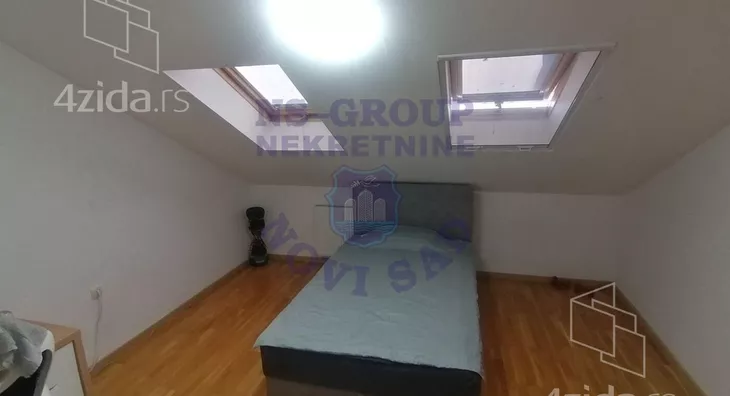 Četvoroiposoban stan | 4zida