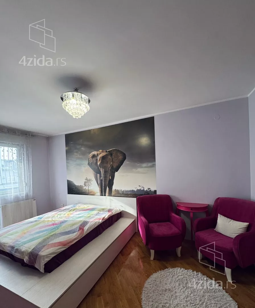 Petosoban stan | 4zida