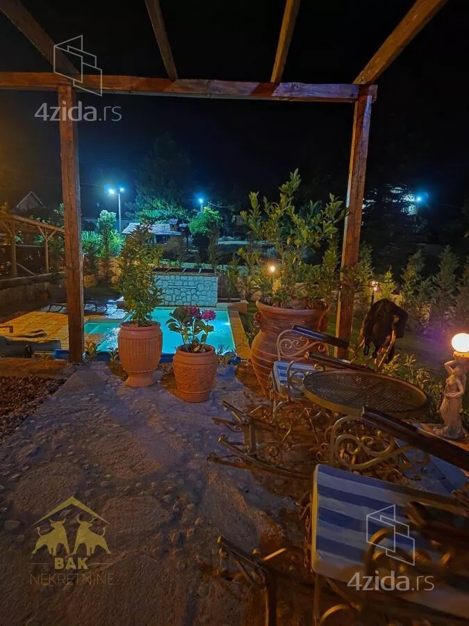 Kuća | 4zida