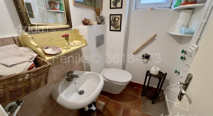 Četvoroiposoban stan | 4zida