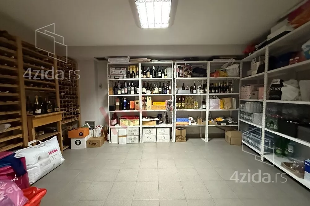 4-etažna kuća | 4zida