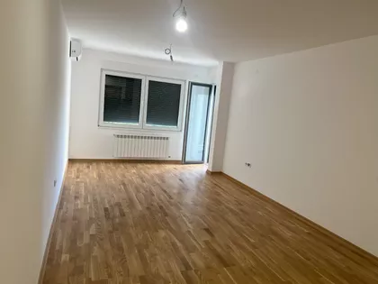 Oslobođenja | 4zida.rs
